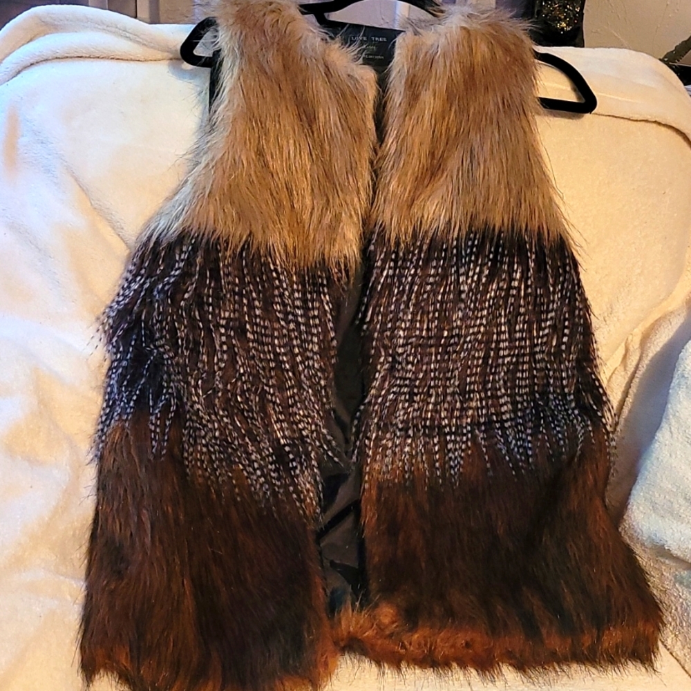 Fur vest